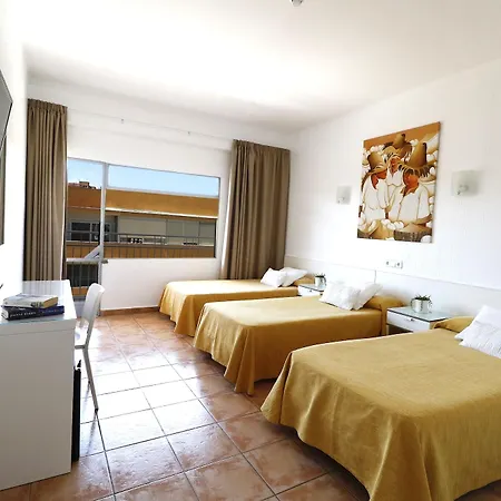 Otel Gabarda&gil Palmanova