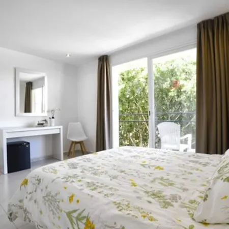 Otel Gabarda&gil